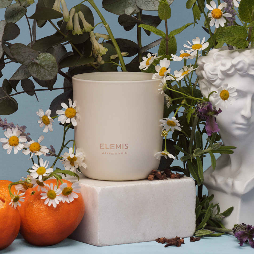 Аромасвічка ELEMIS Mayfair No.9 Scented Candle